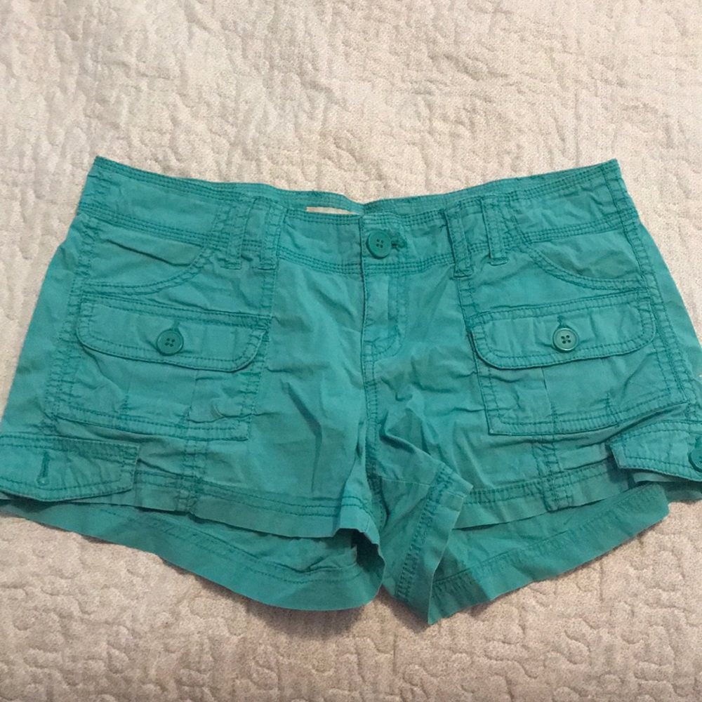 ‼️ᑎo ᒪoᑎgeᖇ ᗩᐯᗩiᒪᗩᗷᒪe‼️ Teal shorts